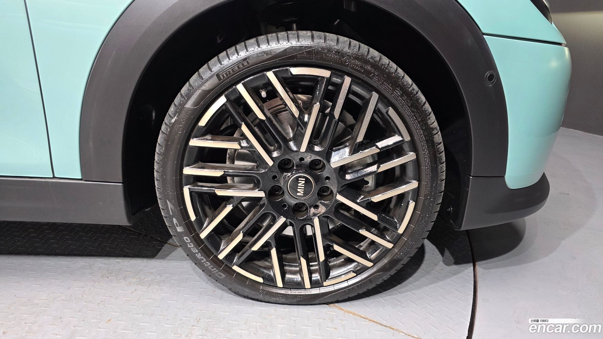 Mini Cooper 5 Door Favoured