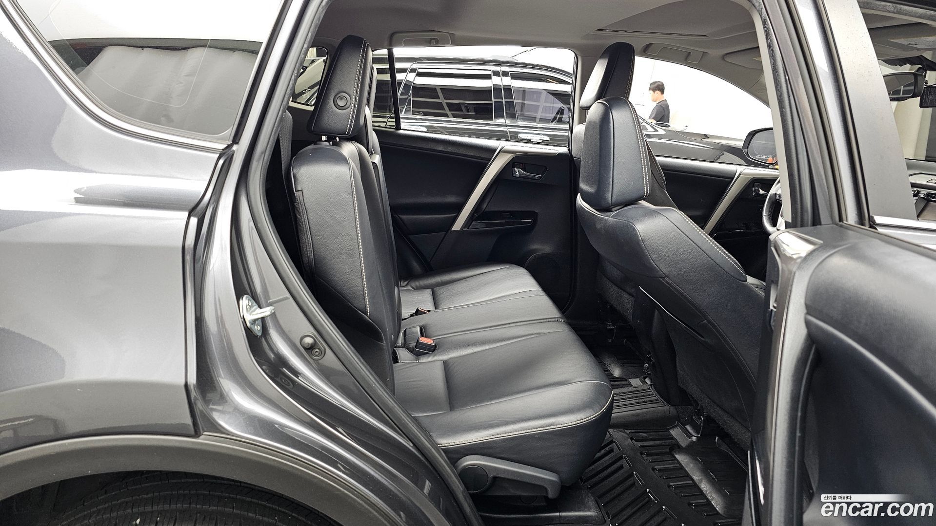 Toyota RAV4 2.5 2WD