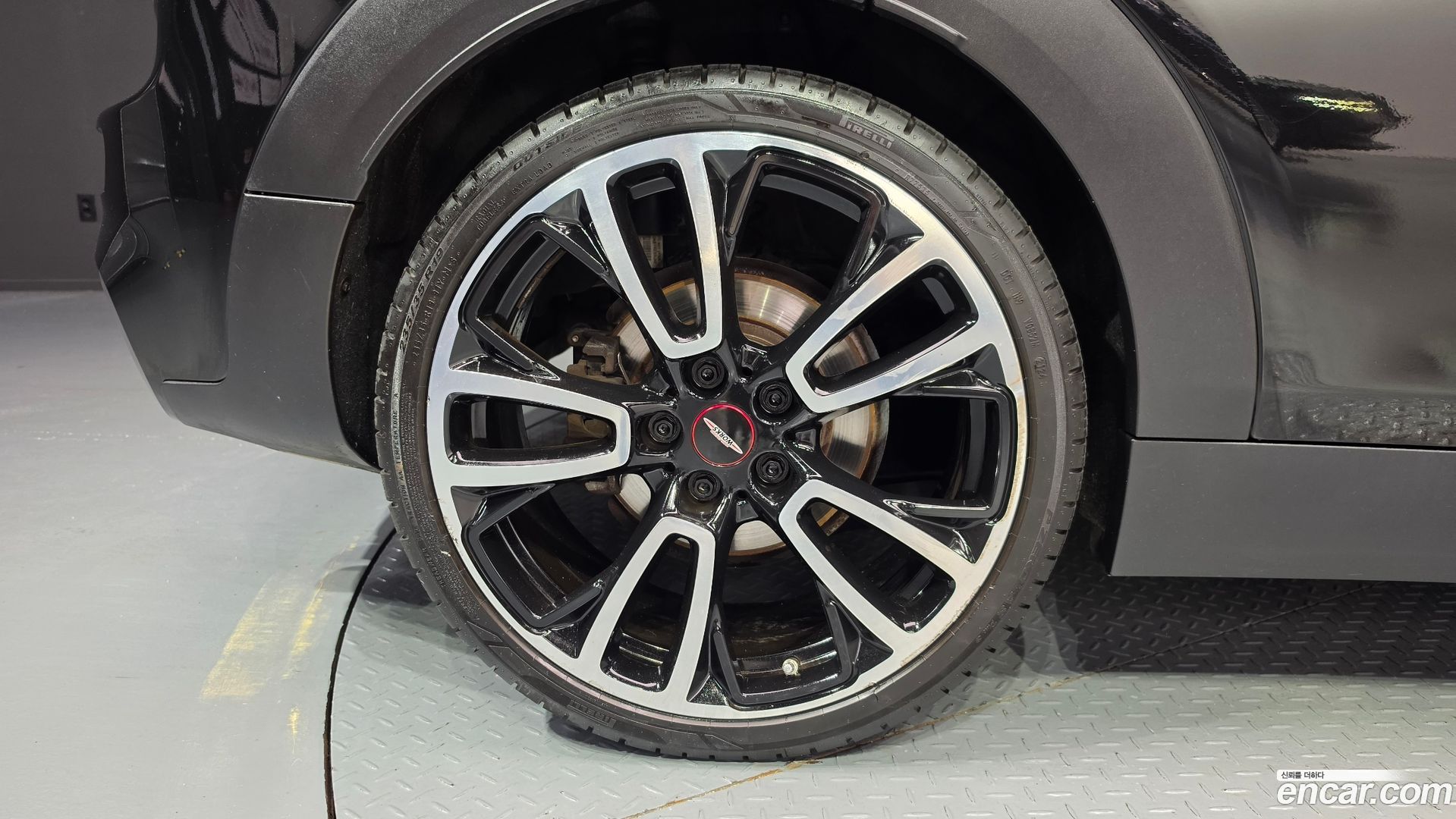 Mini Clubman Shadow Edition