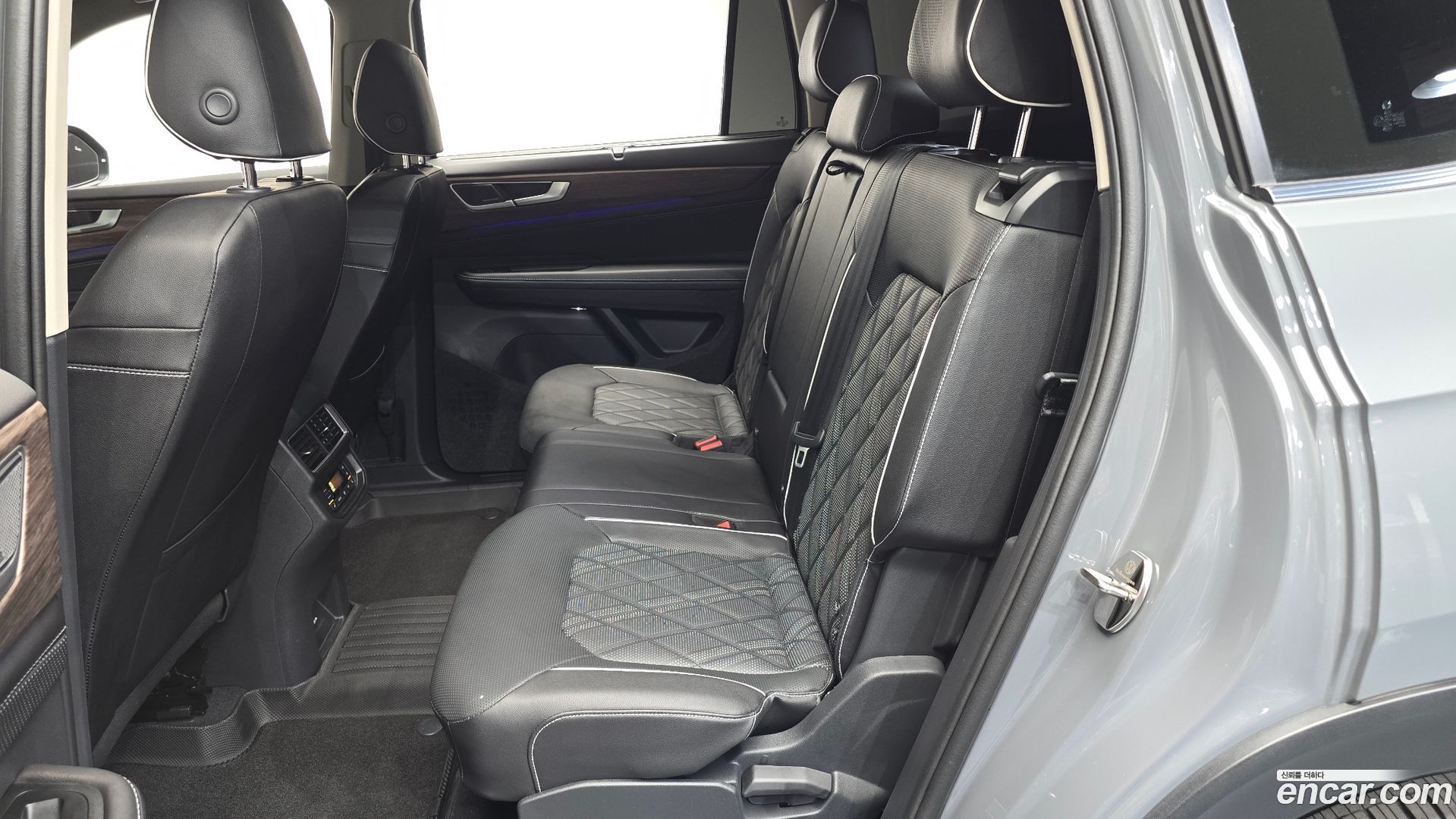 Volkswagen Atlas 2.0 TSI R-LINE 7-Seater