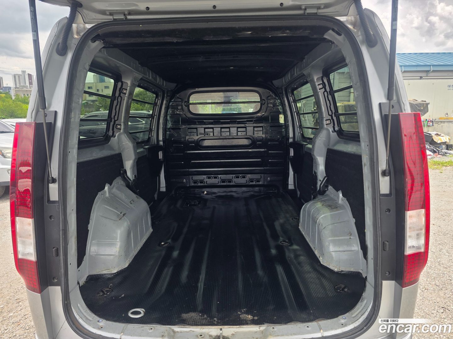 Hyundai Staria Cargo 3-Seater 2021