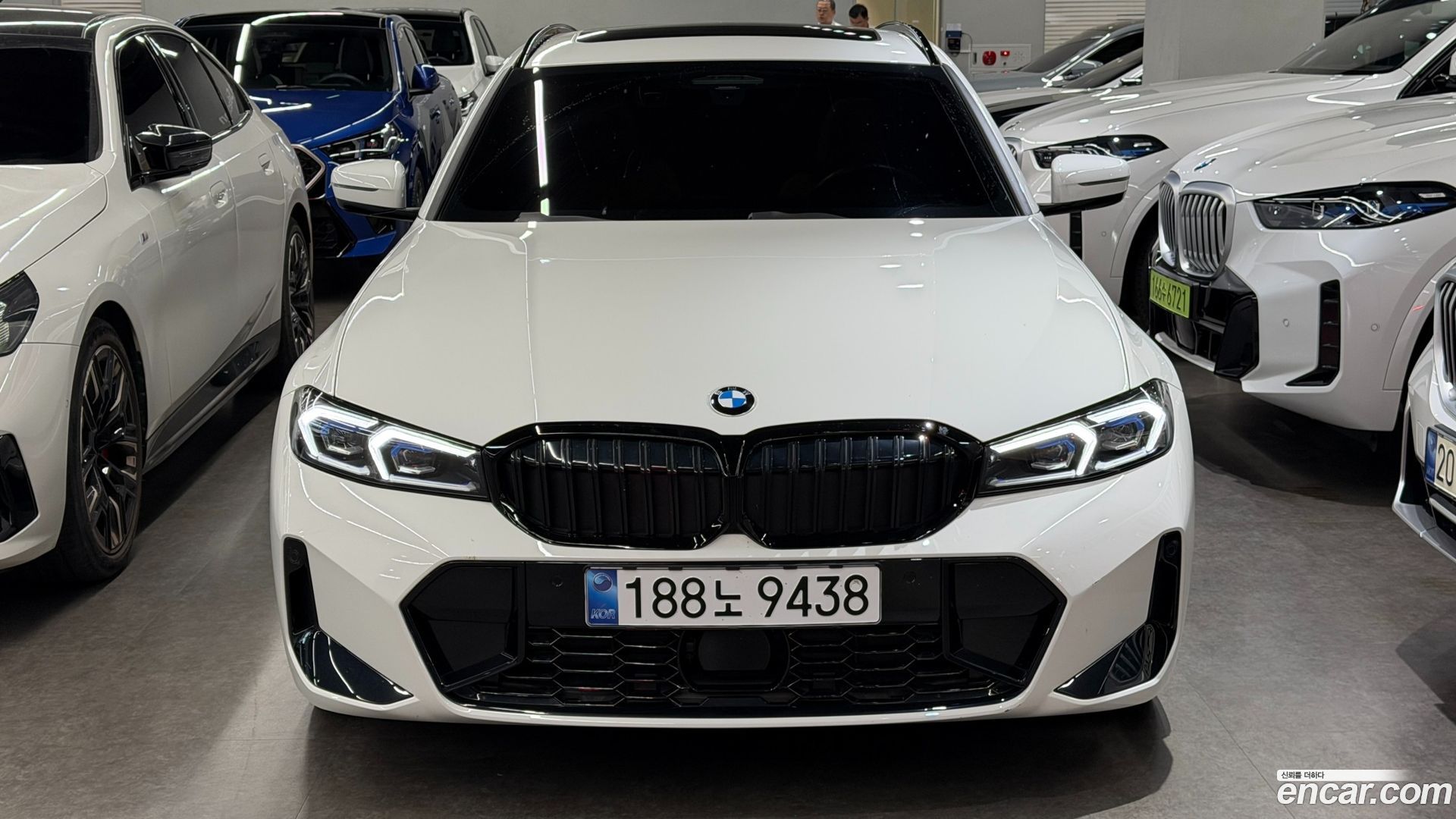 BMW 3-Series 320i Touring M Sports 2023