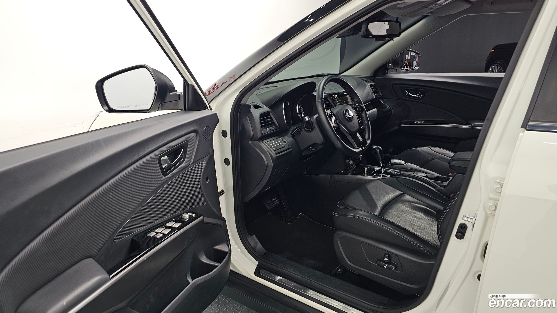 KG Mobility TIBOLI 1.6 RX 2WD