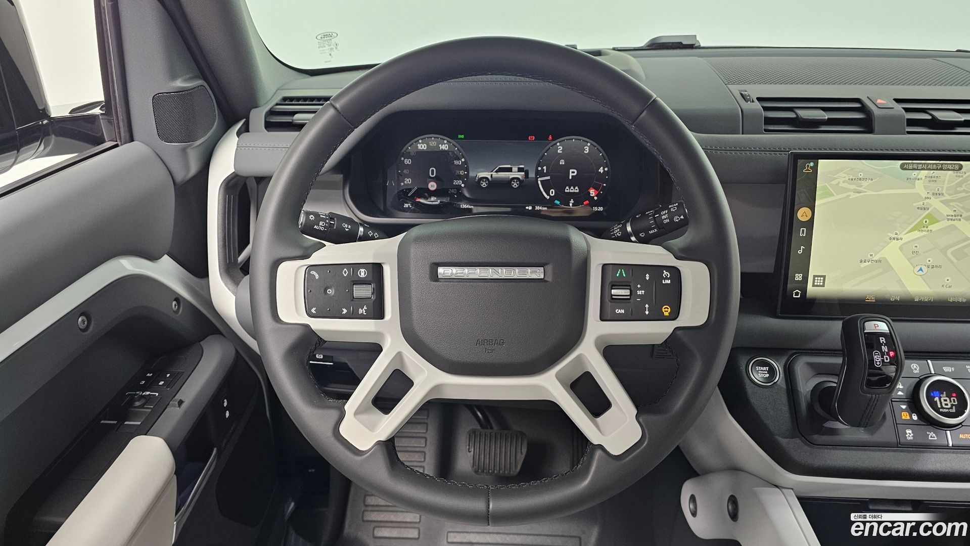 Land Rover Defender 90 D250 X-Dynamic SE