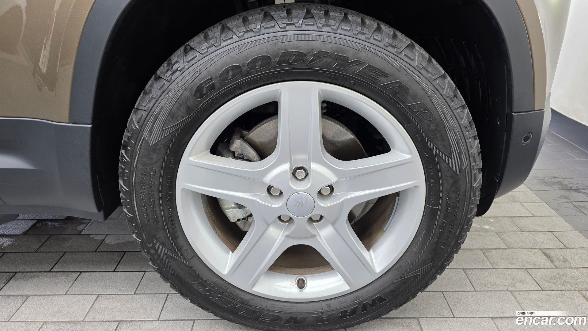 Land Rover Defender 110 D250 SE