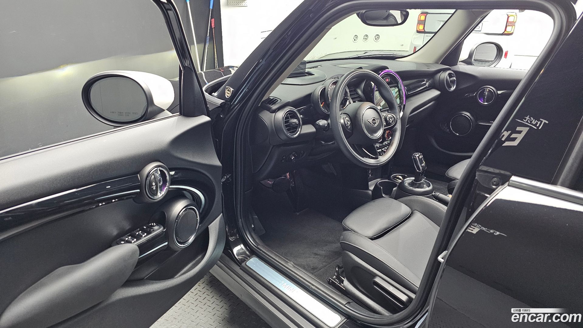 Mini Cooper 5Door HIGH