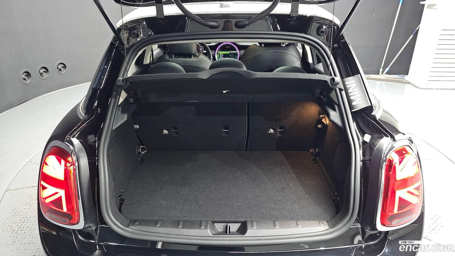 Mini Cooper 5Door HIGH