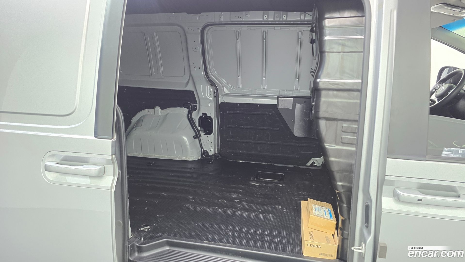 Hyundai Staria Cargo 3-Seater 2021
