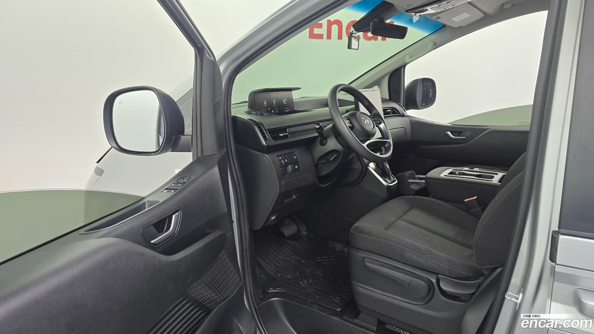 Hyundai Staria Cargo 3-Seater 2021