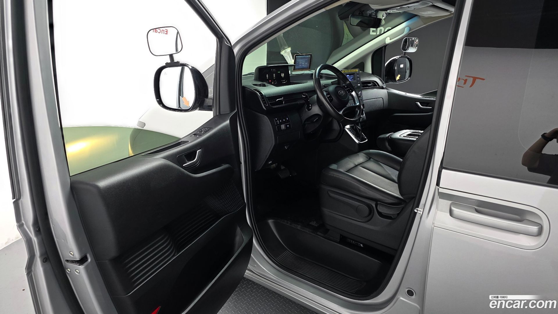 Hyundai Staria Cargo 3-Seater 2021