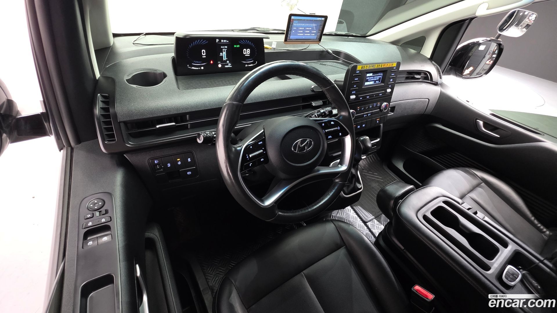 Hyundai Staria Cargo 3-Seater 2021