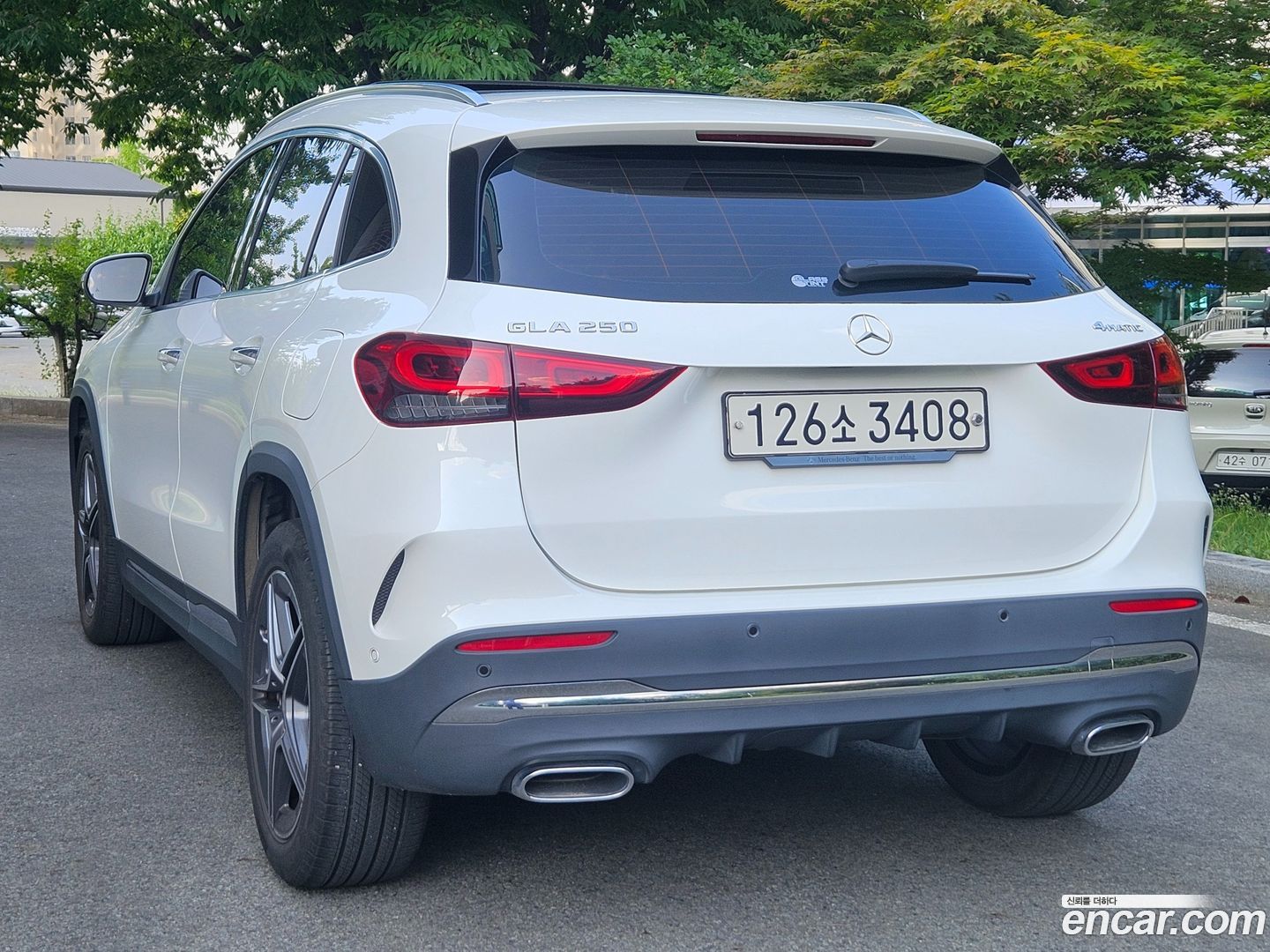 Mercedes-Benz GLA-Class GLA250 4MATIC 2020