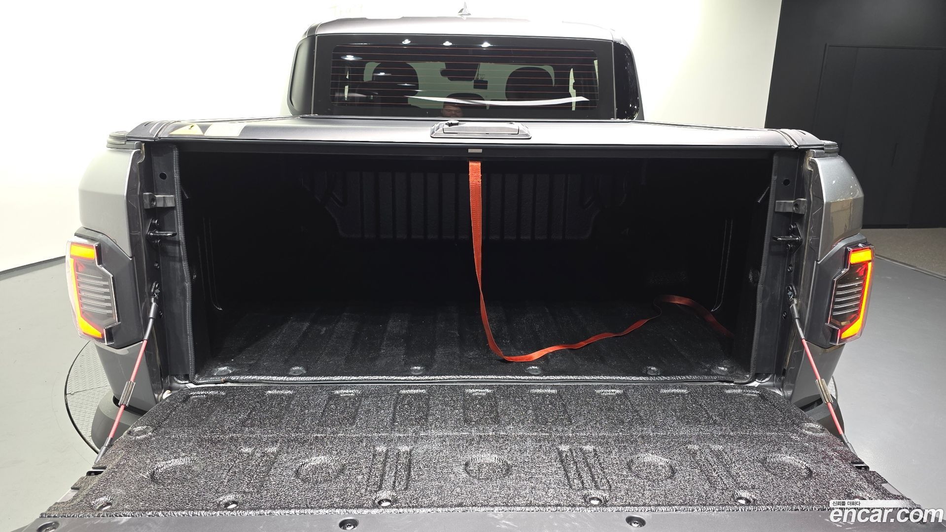 Kia Tasman 2.5T Gasoline 4WD