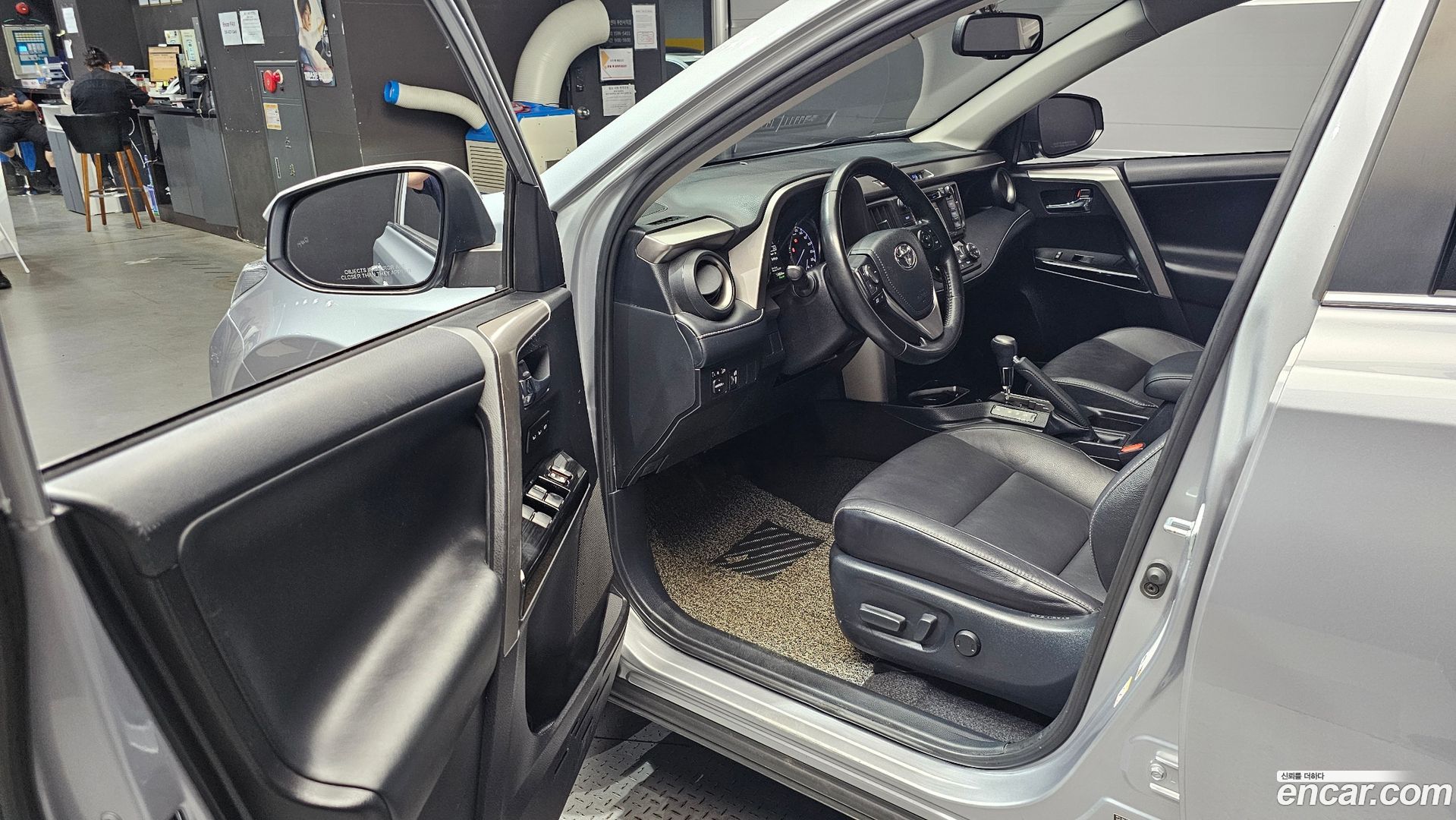 Toyota RAV4 2.5 2WD