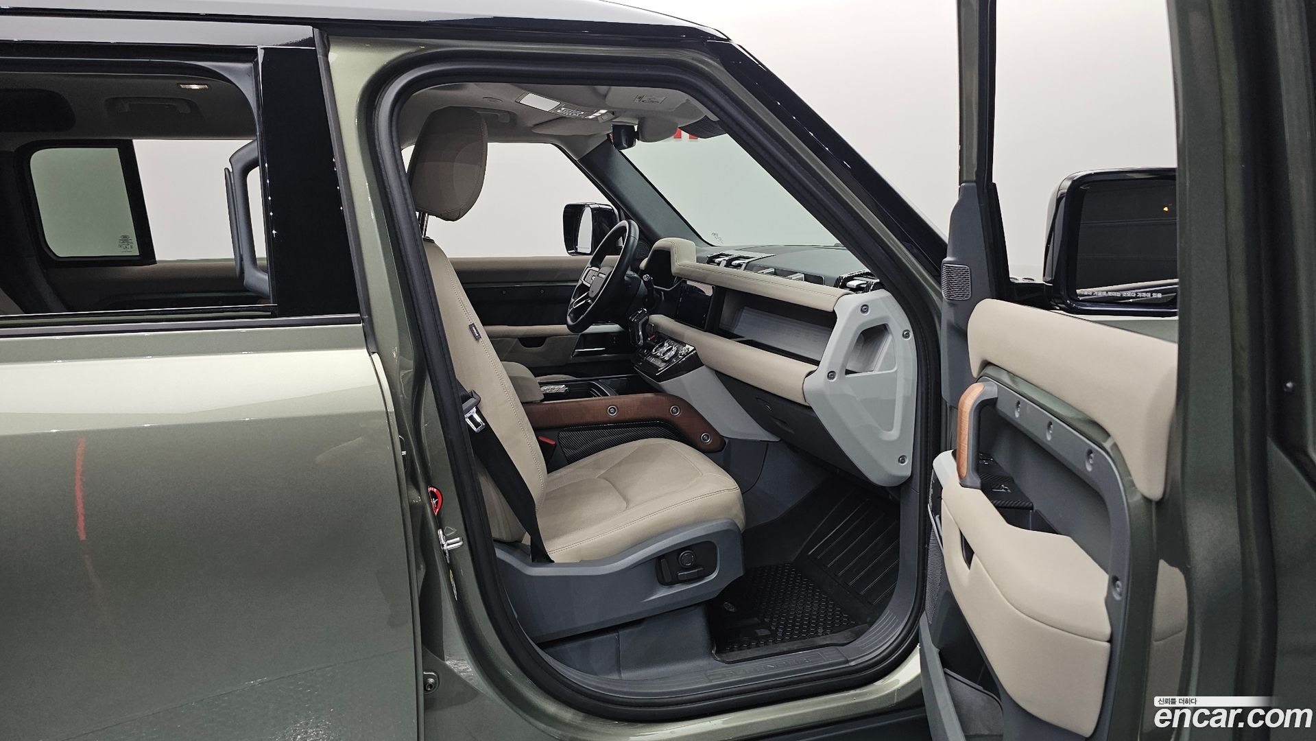 Land Rover Defender 110 D250 SE