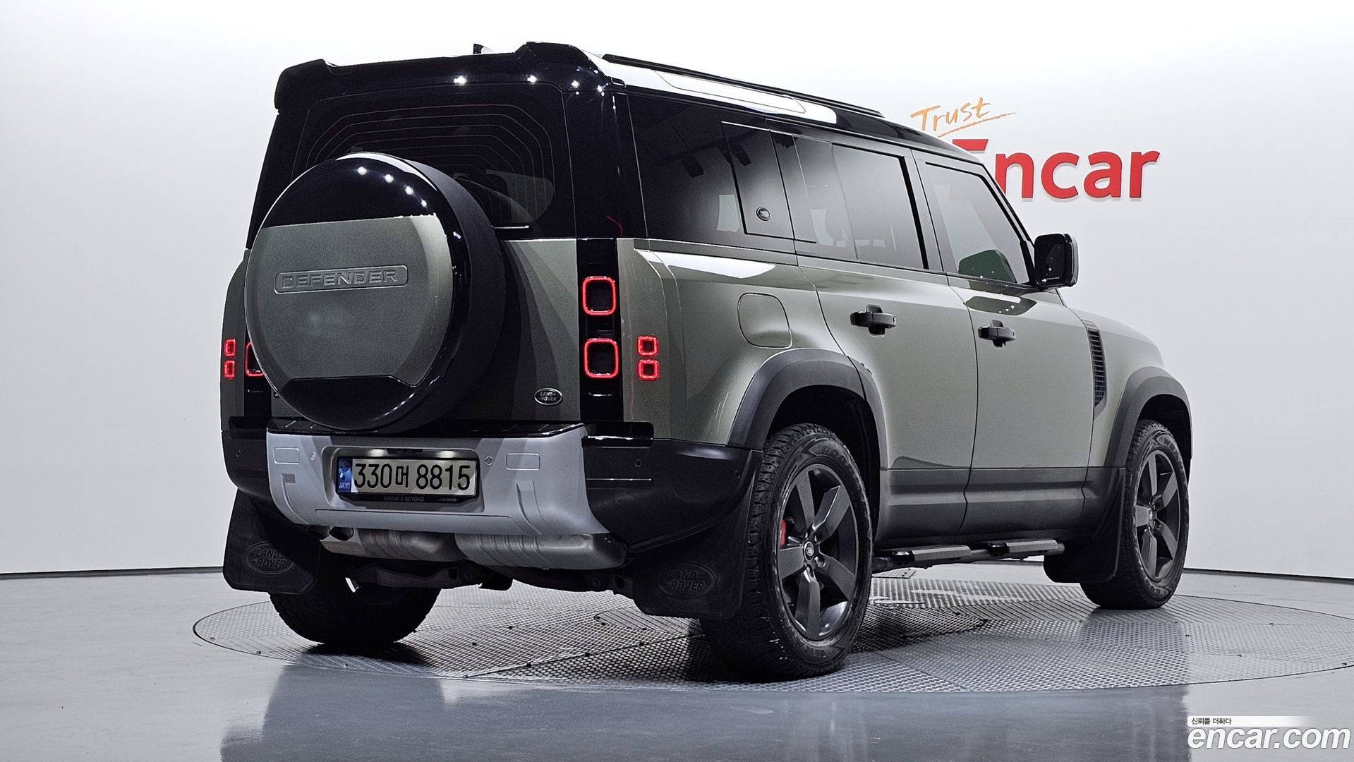 Land Rover Defender 110 D250 SE