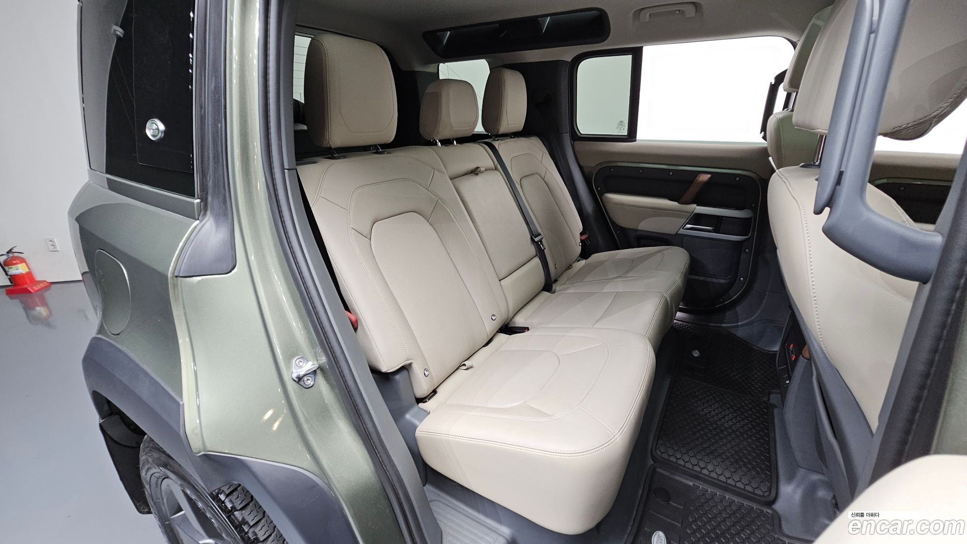 Land Rover Defender 110 D250 SE