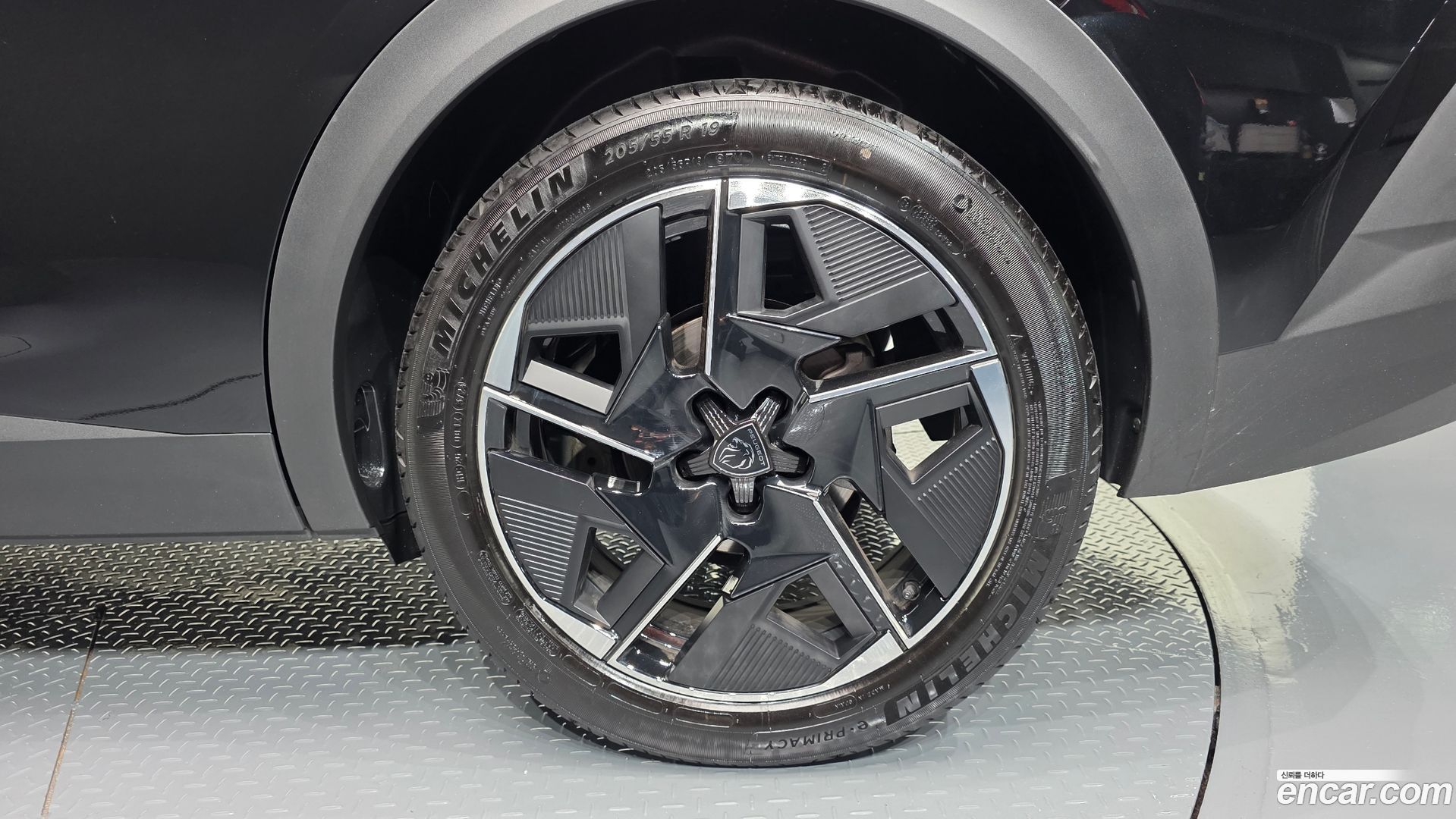 Peugeot 408 1.2 Pure Tech GT