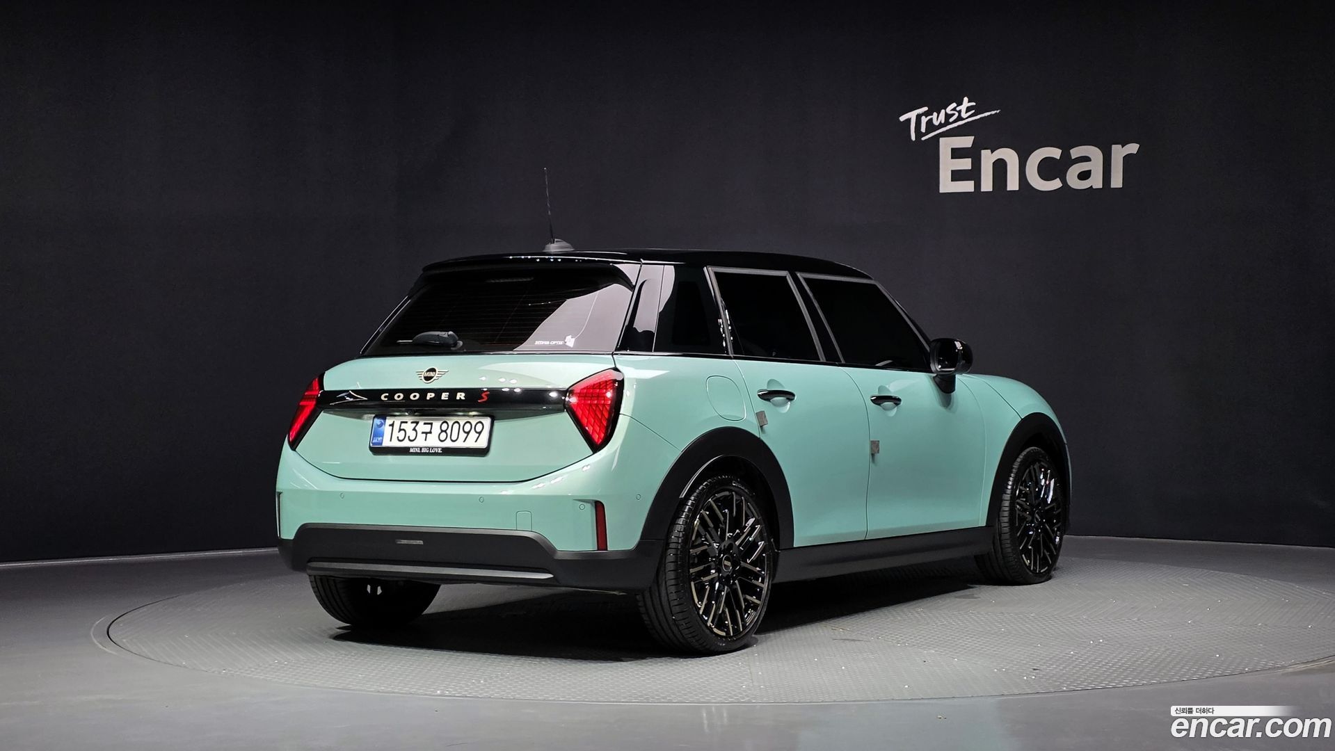 Mini Cooper 5 Door Favoured