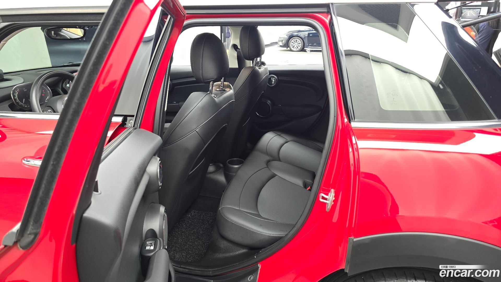 Mini Cooper 5Door HIGH