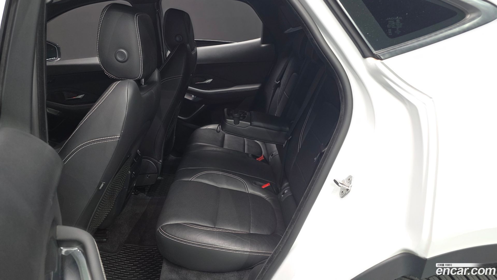 Jaguar E-PACE R250 R-Dynamic SE