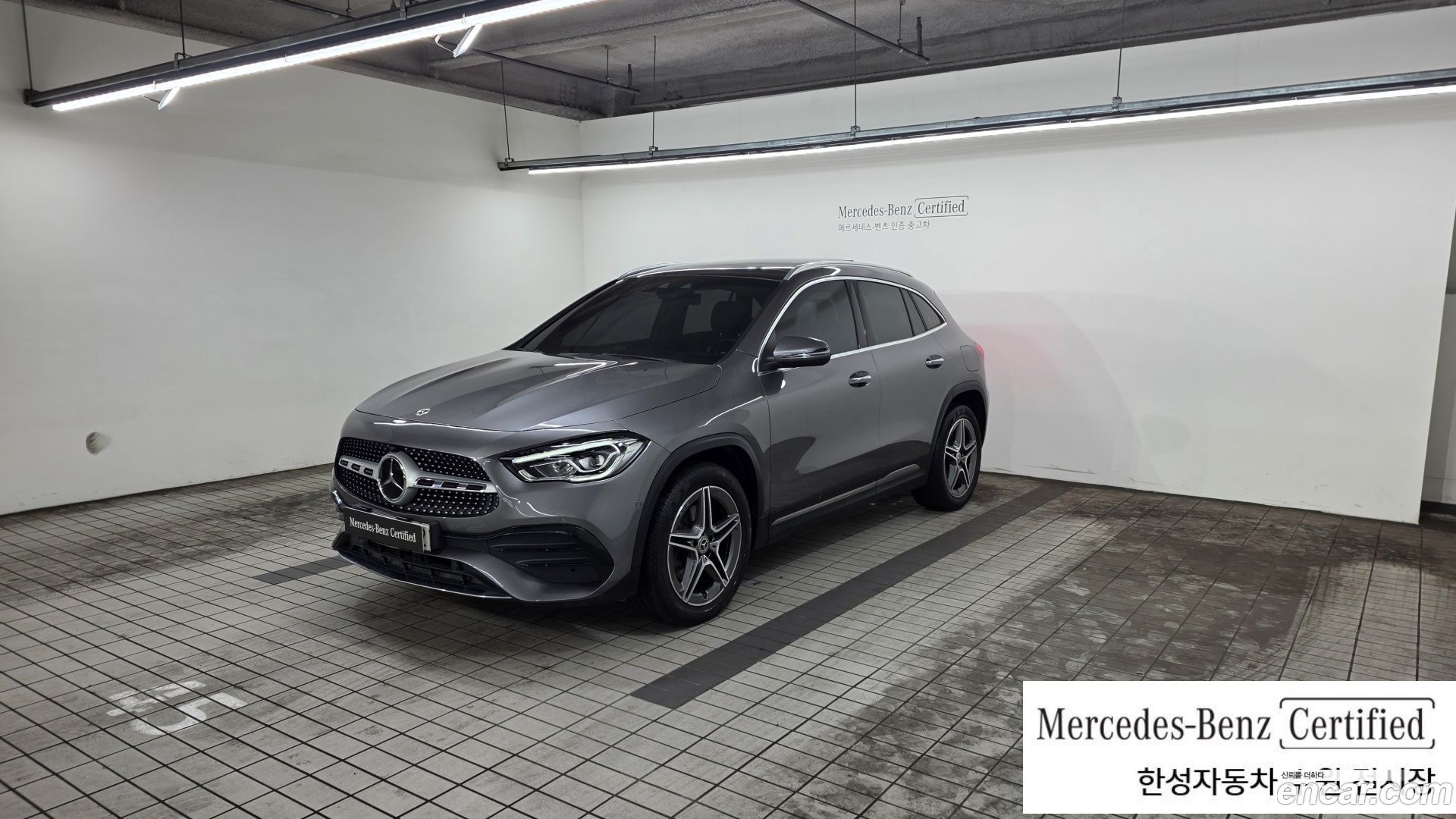 Mercedes-Benz GLA-Class GLA250 4MATIC