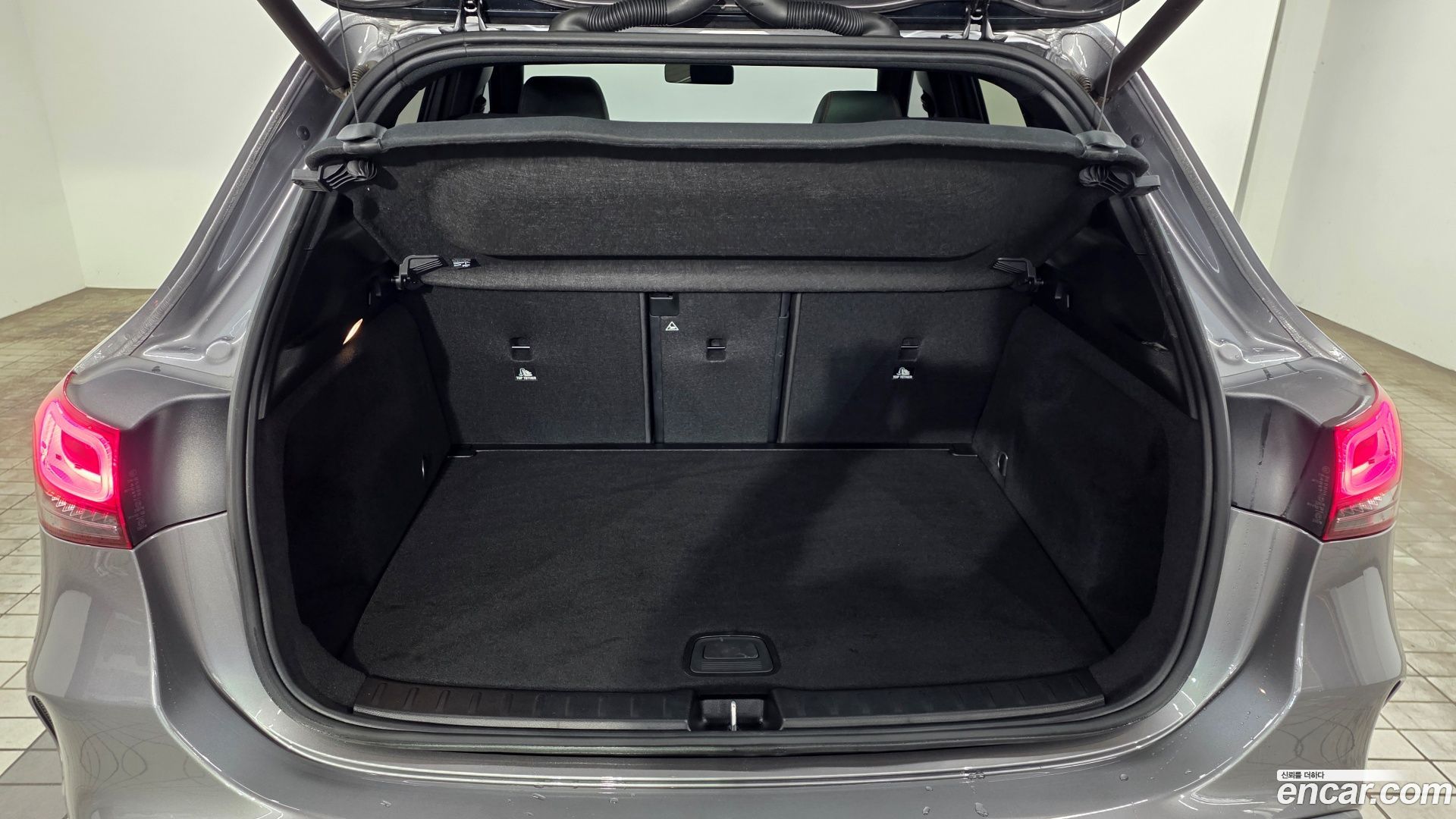 Mercedes-Benz GLA-Class GLA250 4MATIC