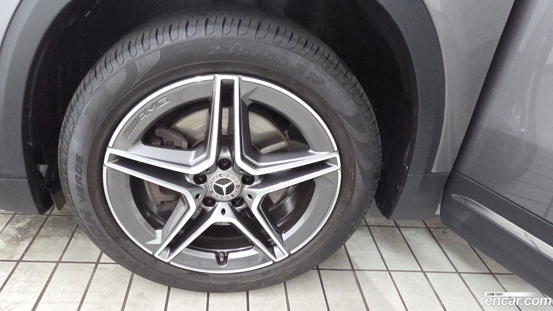 Mercedes-Benz GLA-Class GLA250 4MATIC