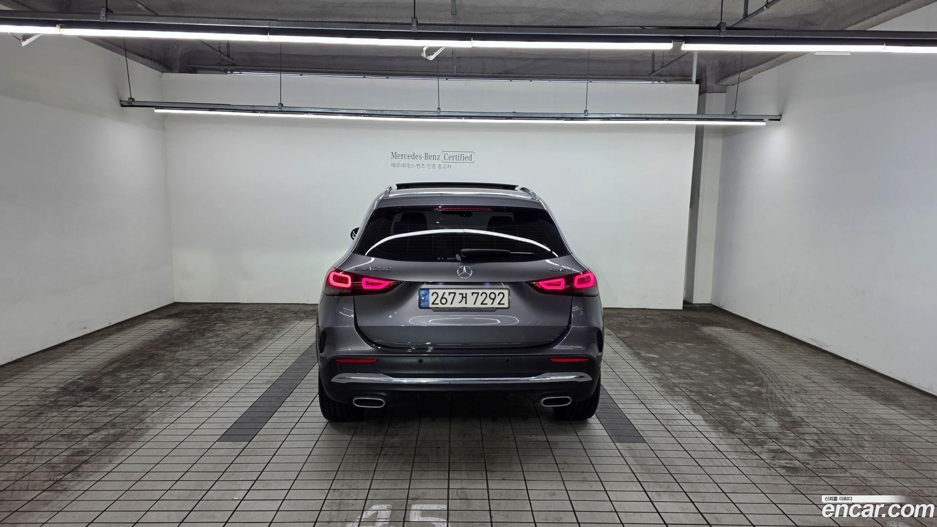 Mercedes-Benz GLA-Class GLA250 4MATIC