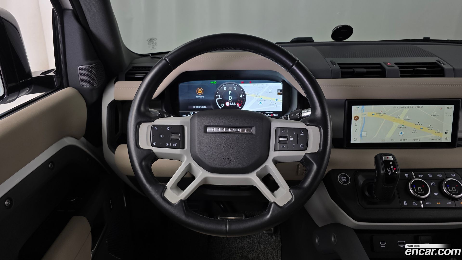 Land Rover Defender 90 D250 S