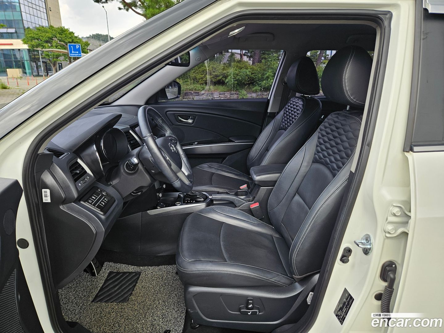 KG Mobility TIBOLI LX 2WD