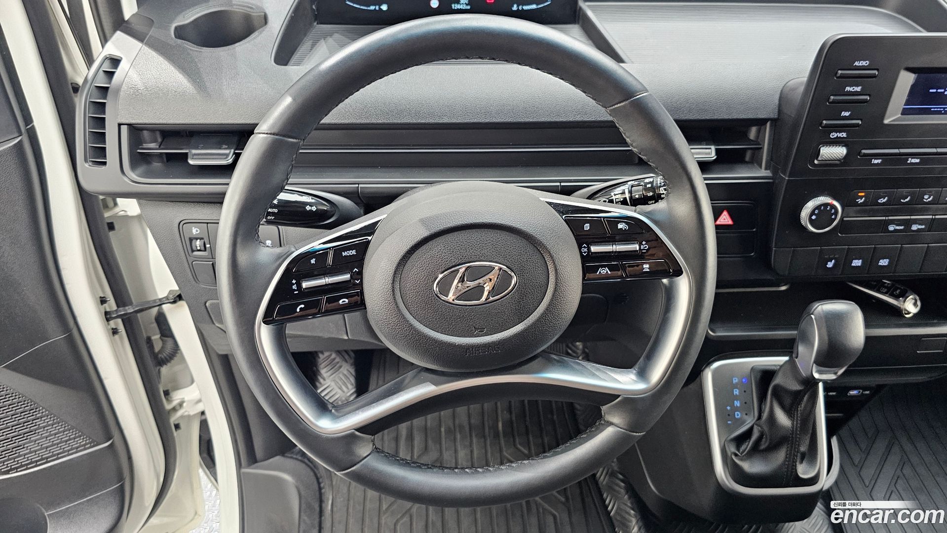 Hyundai Staria Cargo 3-Seater 2021