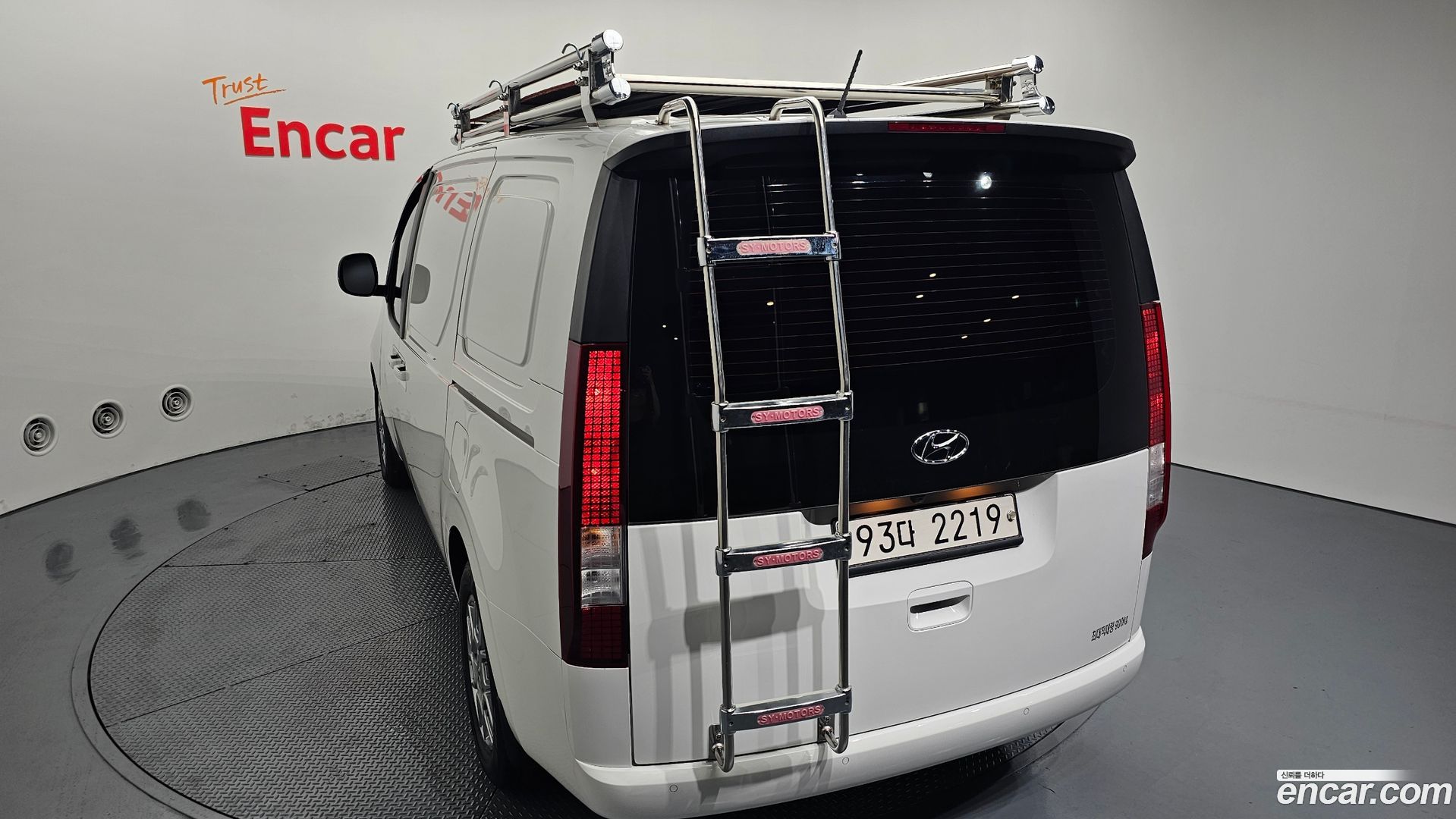 Hyundai Staria Cargo 3-Seater 2021
