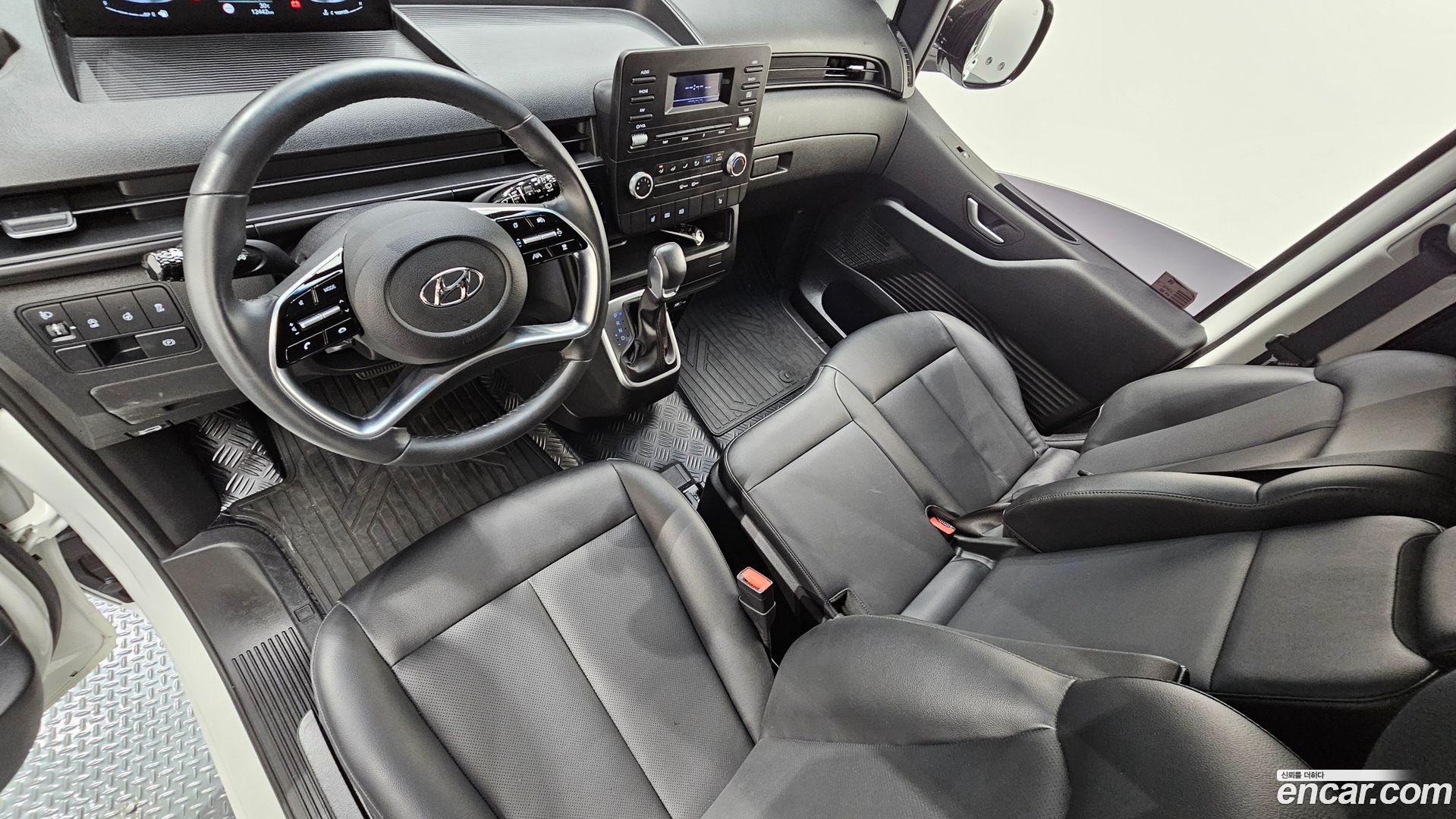 Hyundai Staria Cargo 3-Seater 2021