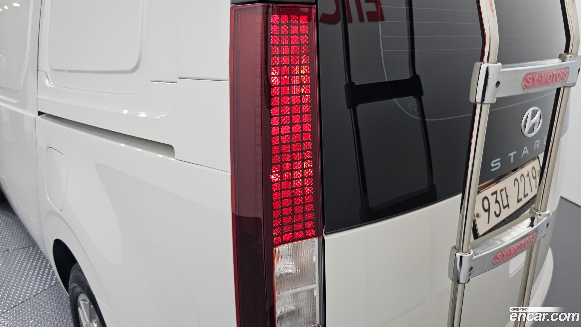 Hyundai Staria Cargo 3-Seater 2021