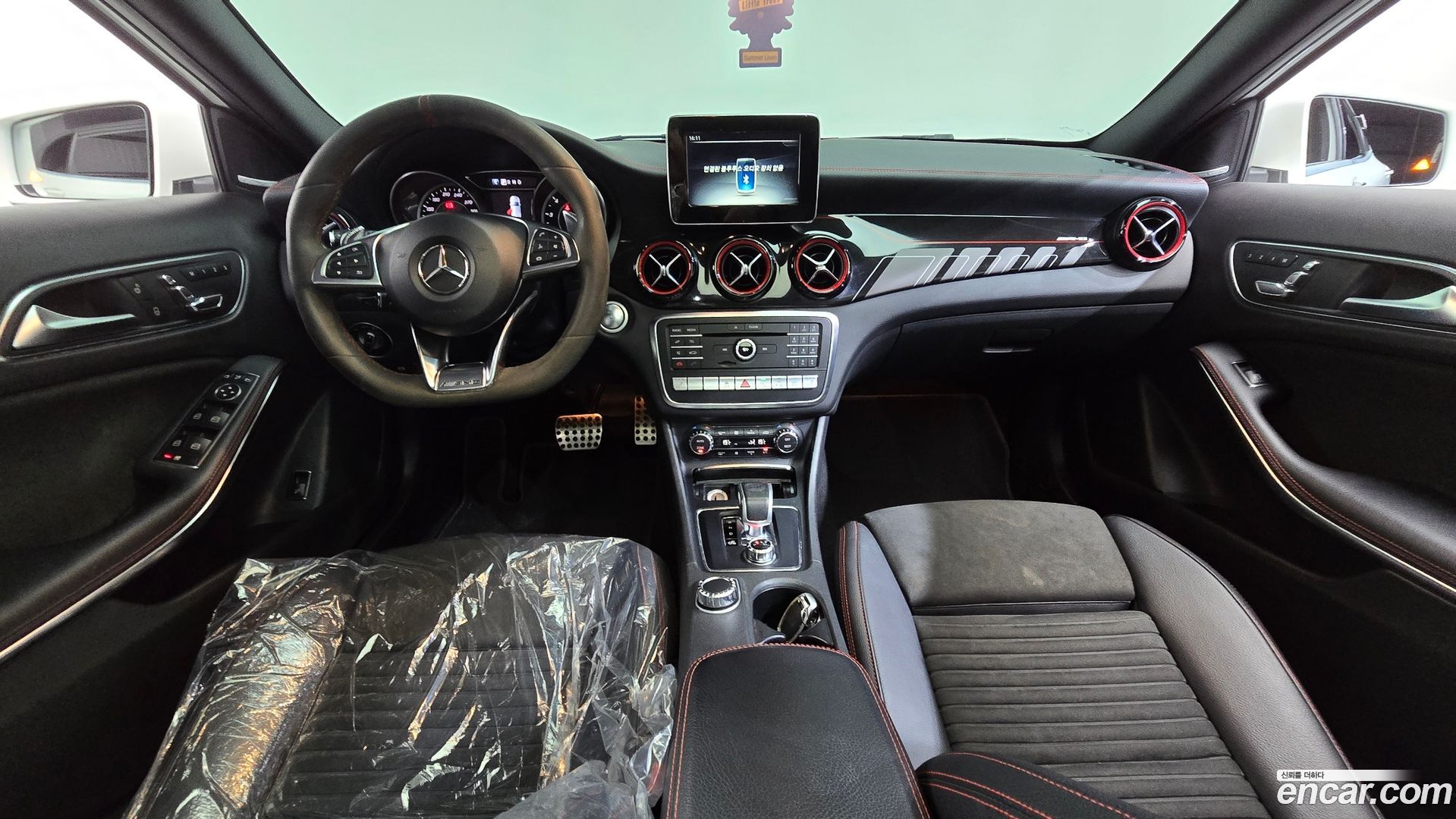 Mercedes-Benz GLA-Class GLA45 AMG 4MATIC 2017