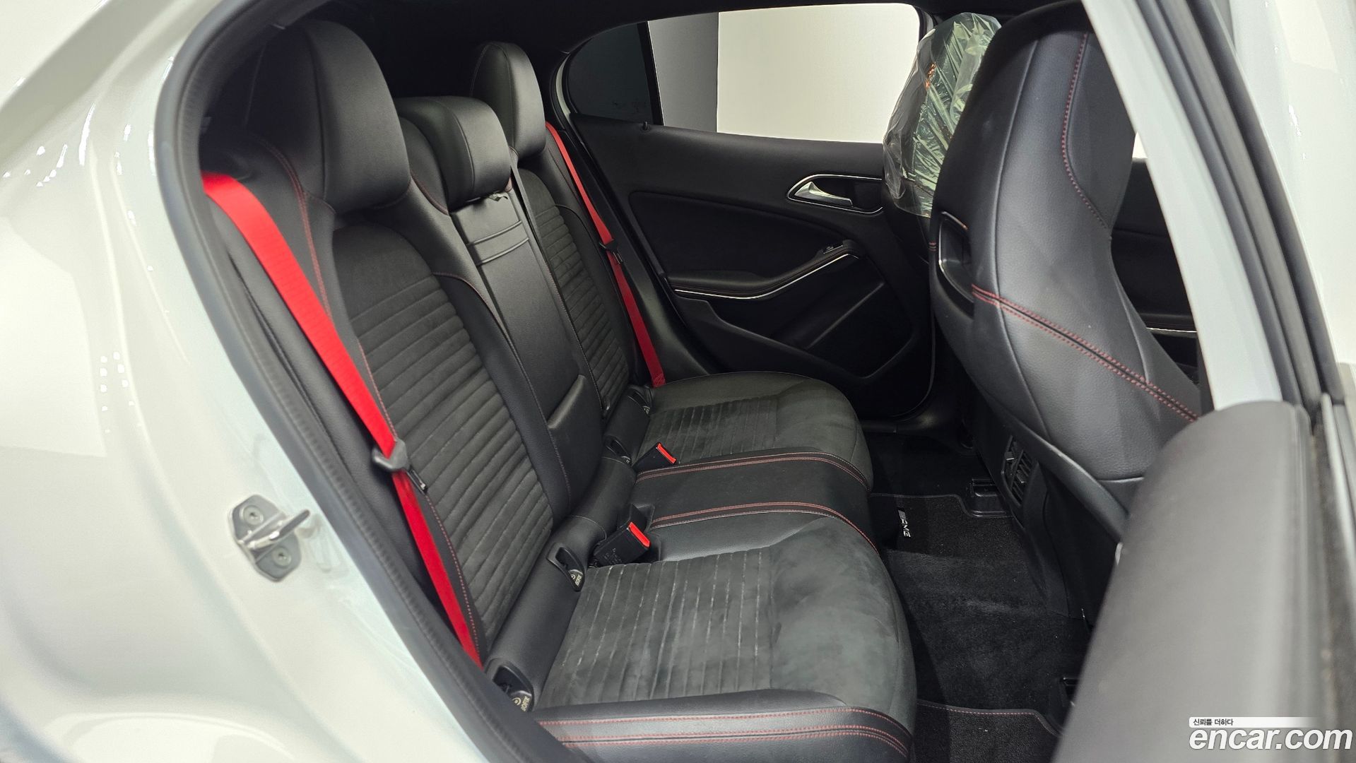 Mercedes-Benz GLA-Class GLA45 AMG 4MATIC 2017