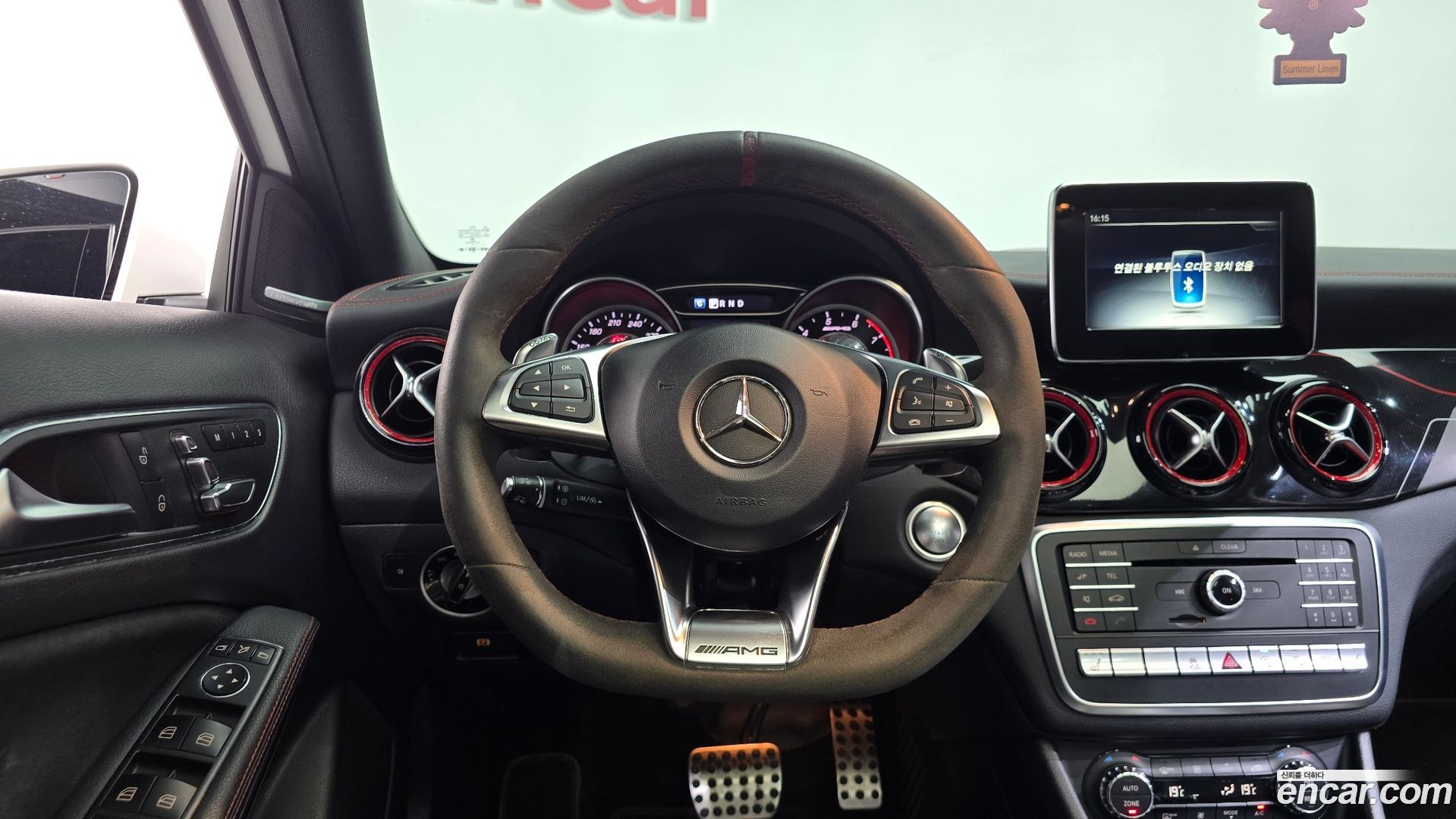 Mercedes-Benz GLA-Class GLA45 AMG 4MATIC 2017