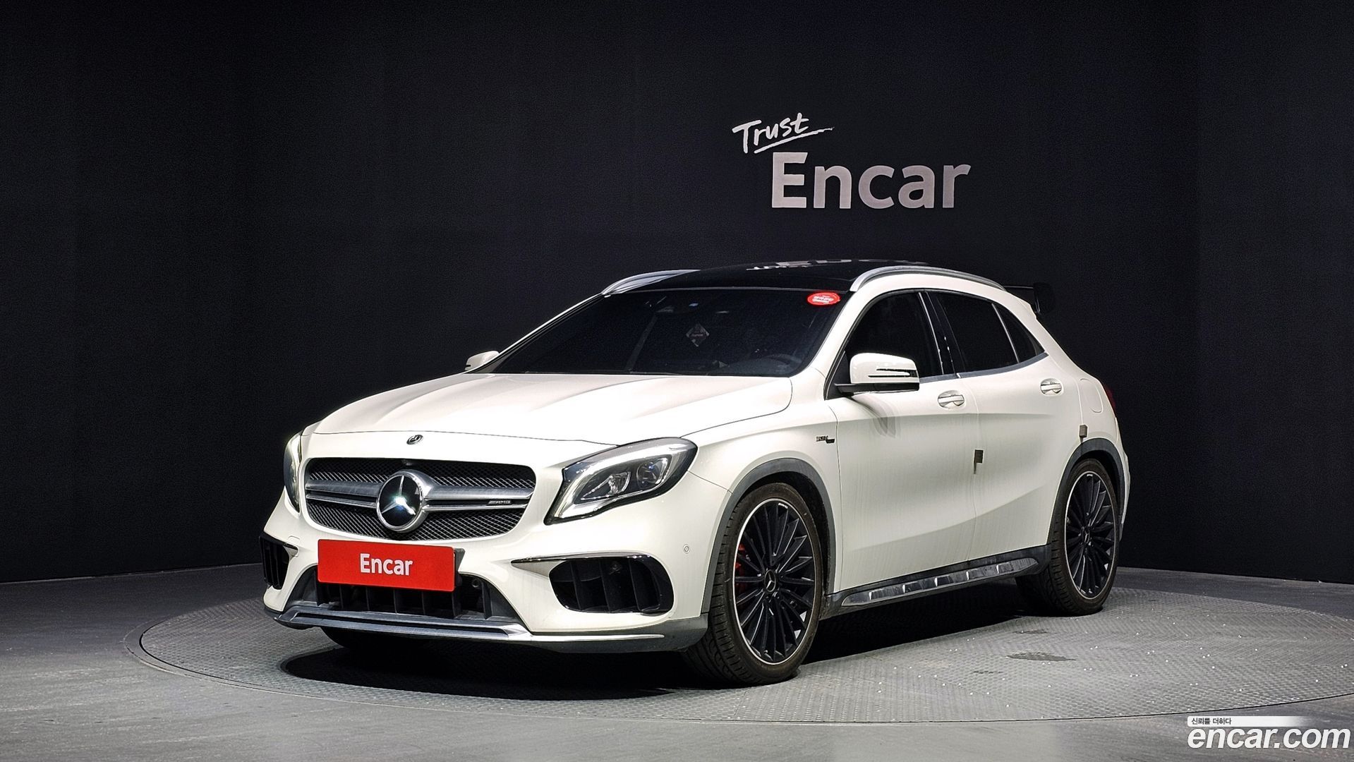 Mercedes-Benz GLA-Class GLA45 AMG 4MATIC 2017