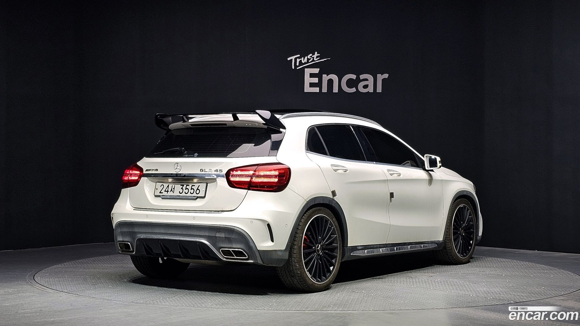 Mercedes-Benz GLA-Class GLA45 AMG 4MATIC 2017