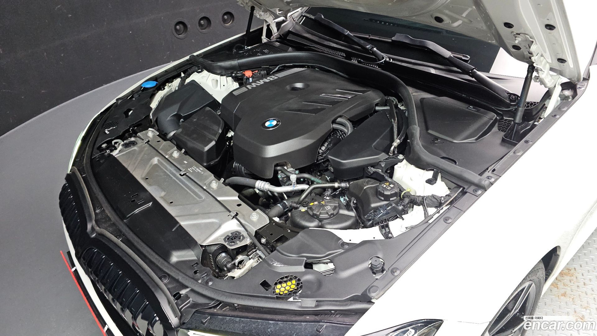 BMW 3-Series 320i M Sport 2023
