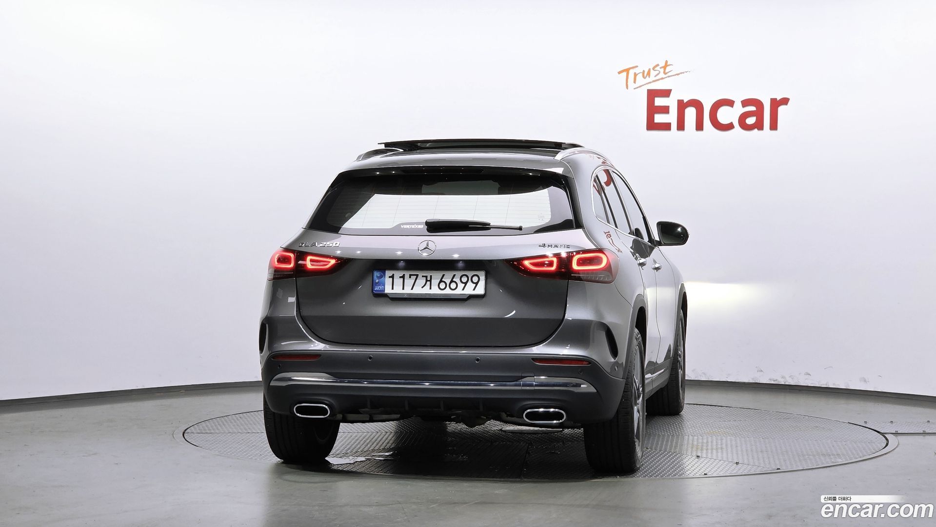 Mercedes-Benz GLA-Class GLA250 4MATIC 2020