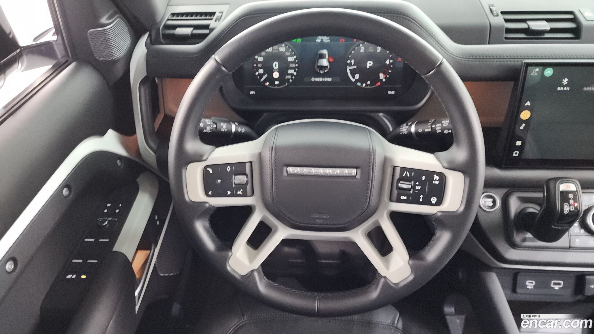 Land Rover Defender 110 D300 HSE
