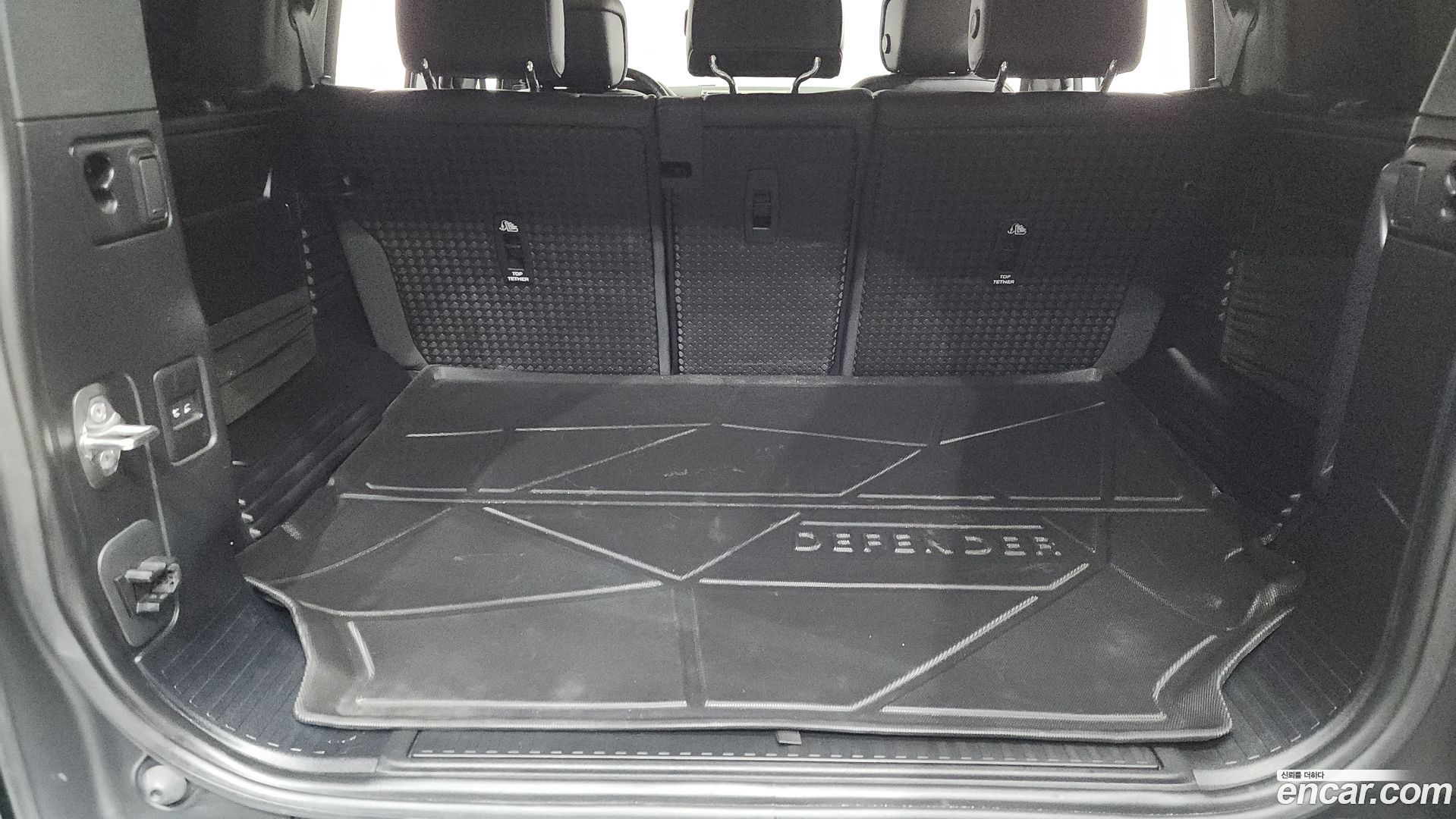 Land Rover Defender 110 D300 HSE