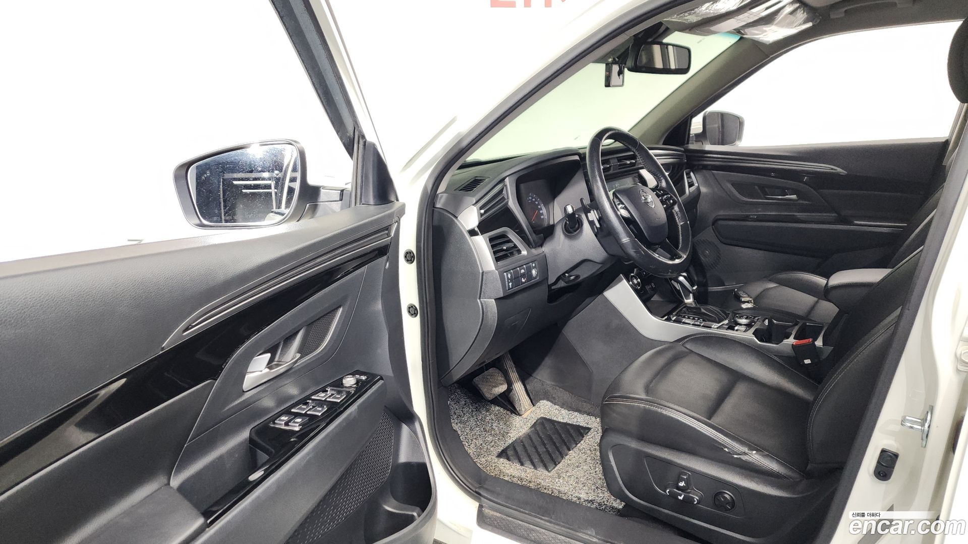 KG Mobility KORANDO Gasoline 1.5 4WD C5
