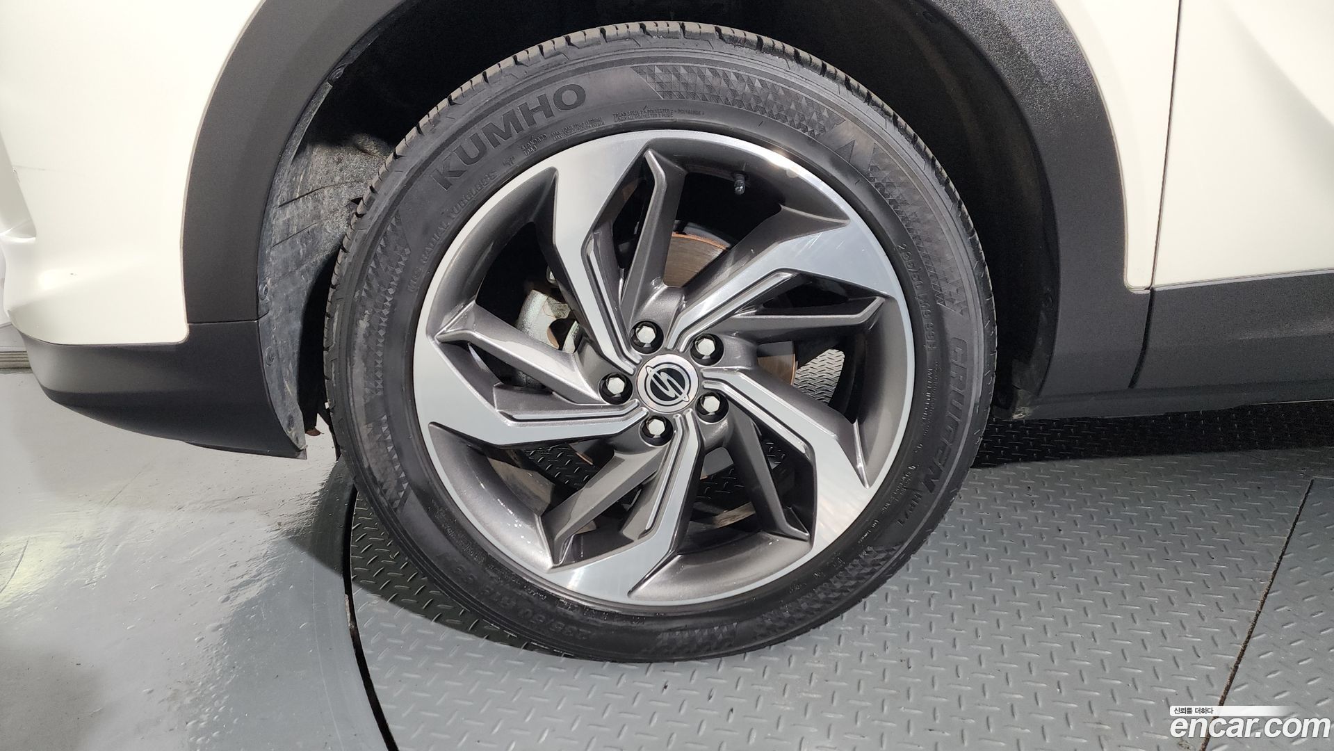 KG Mobility KORANDO Gasoline 1.5 4WD C5
