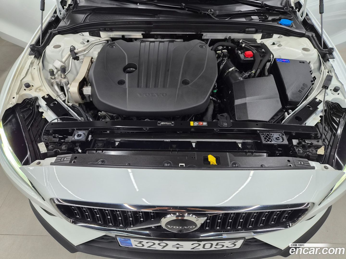 Volvo V60 B5 Ultimate AWD