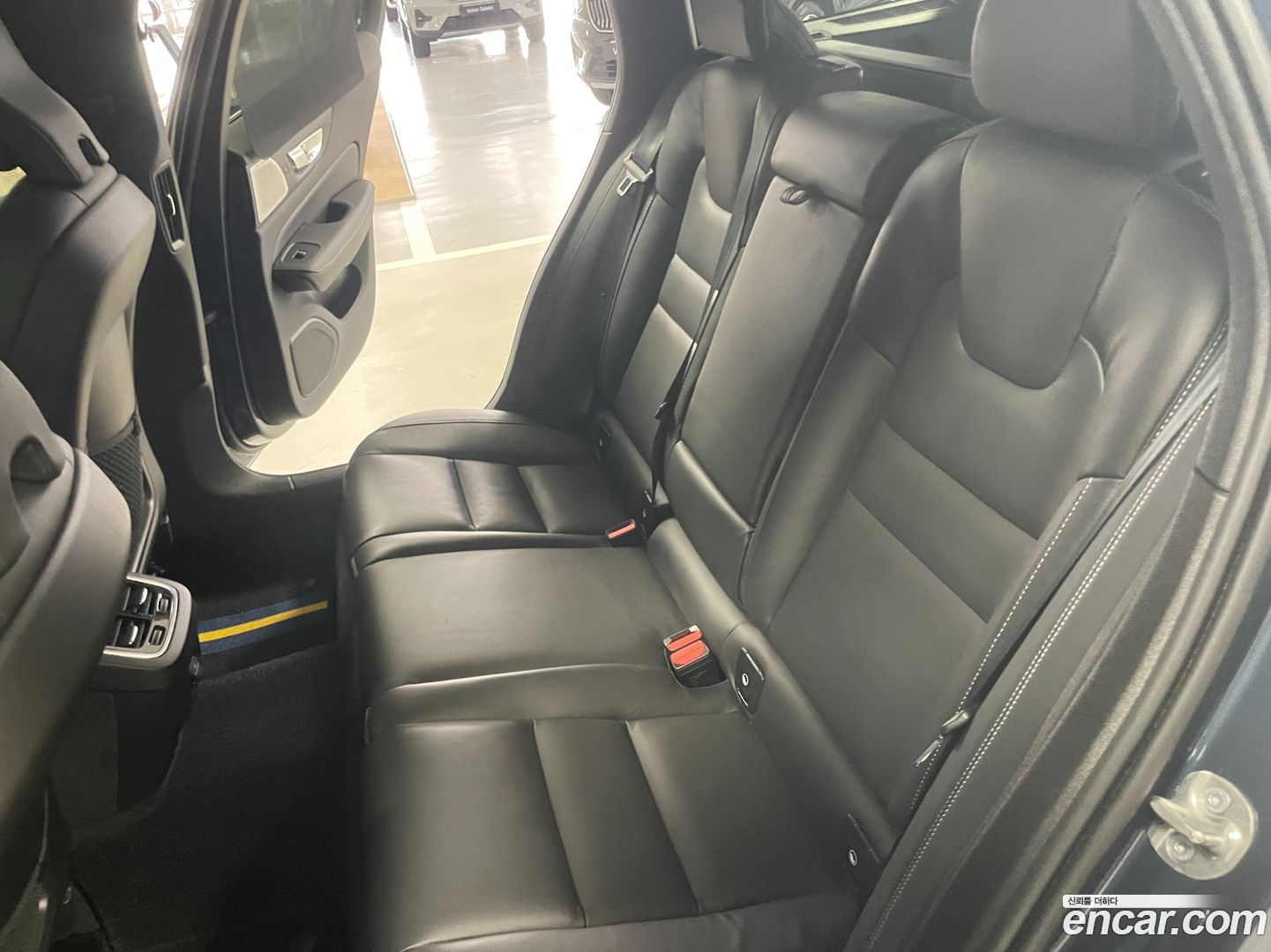 Volvo V60 B5 Ultimate AWD
