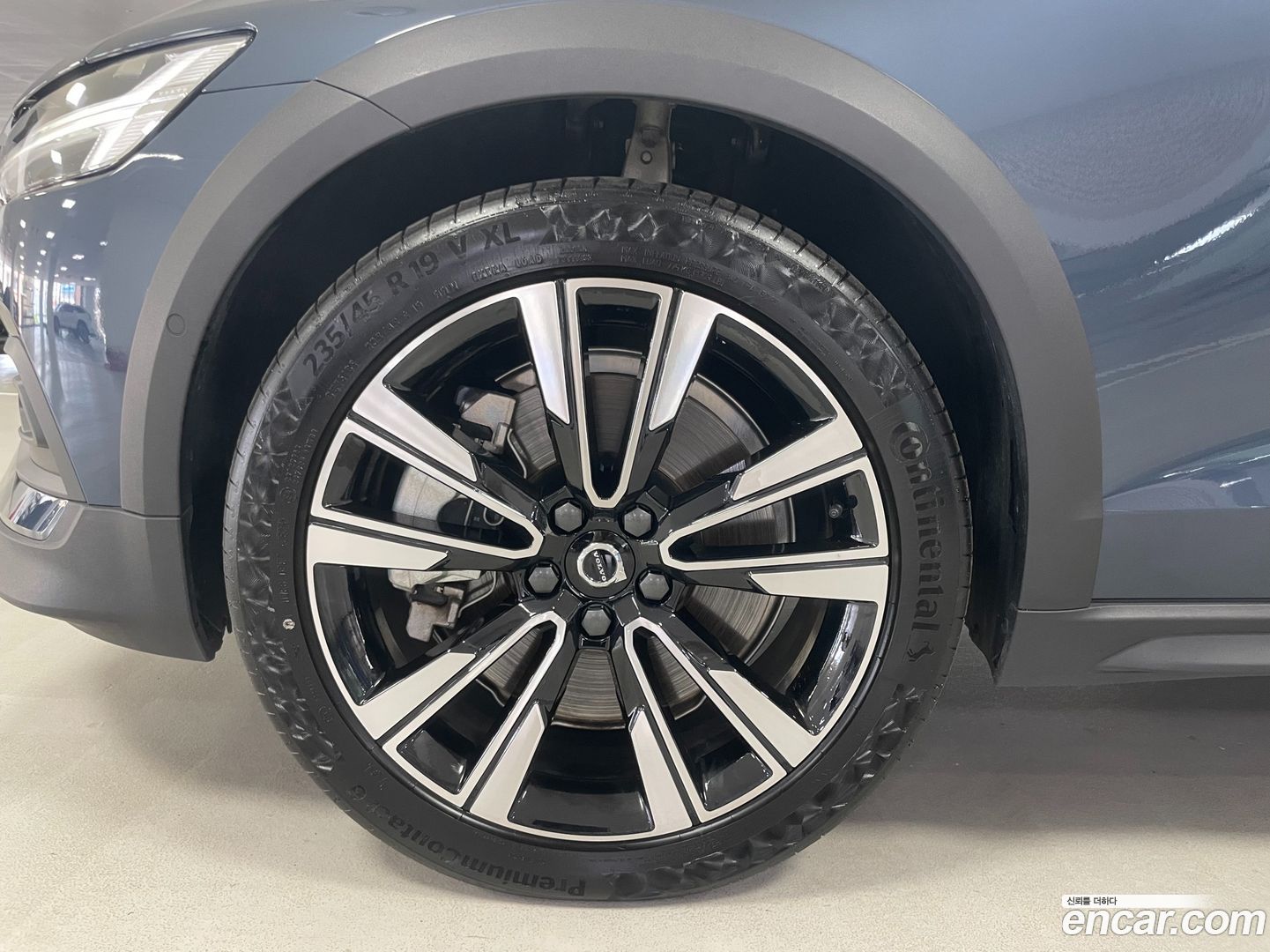 Volvo V60 B5 Ultimate AWD