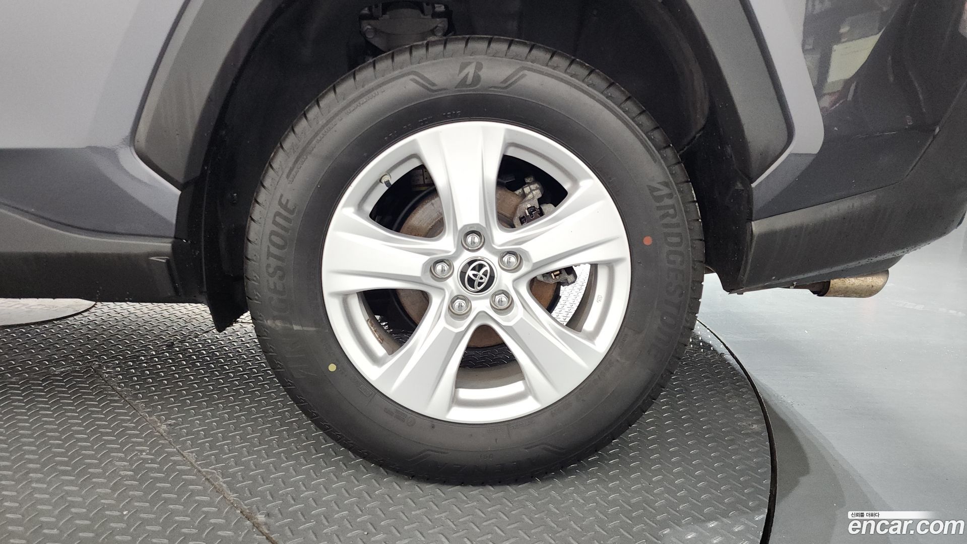 Toyota RAV4 2.5 2WD